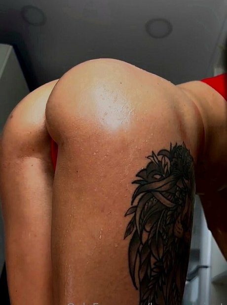 karma privat nackt erwachsene foto