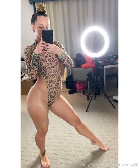 Jadastevens420 pornostar beste bild