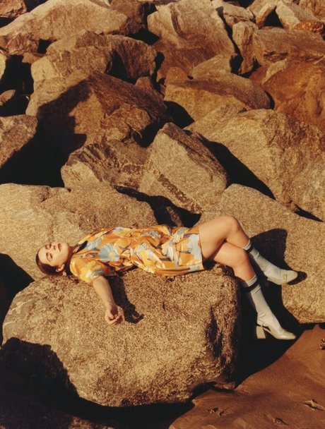 Kiernan Shipka pornostar kunst archiv