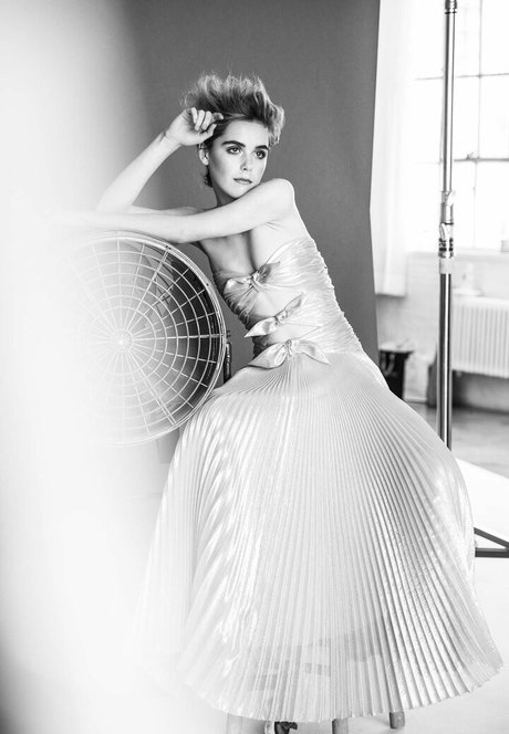 Kiernan Shipka nackt heiße fotos