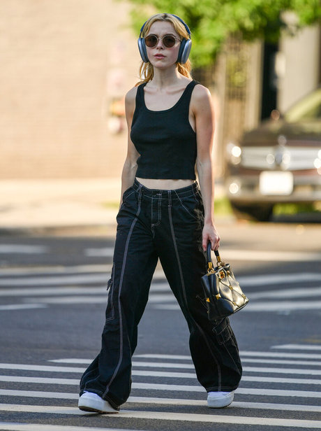 Kiernan Shipka schöne schöne foto