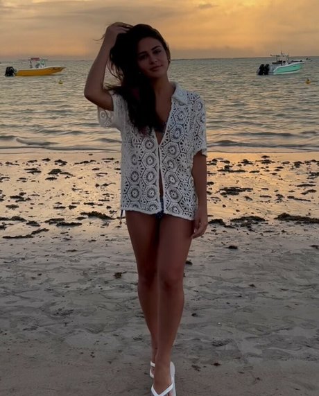 Giullia Buscacio sexy hübsche archiv