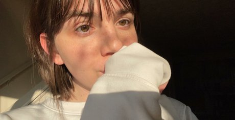 Slutty Ashla kostenlose nackte foto