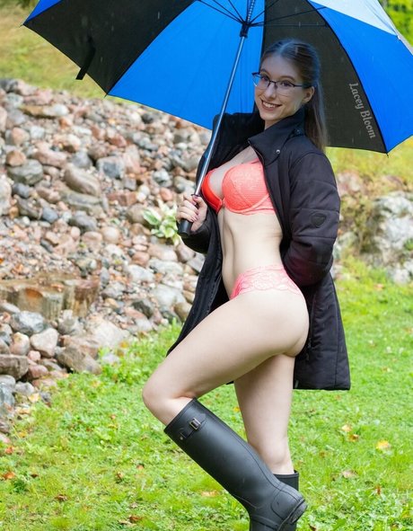 Lacey Bloom beste nackt bild