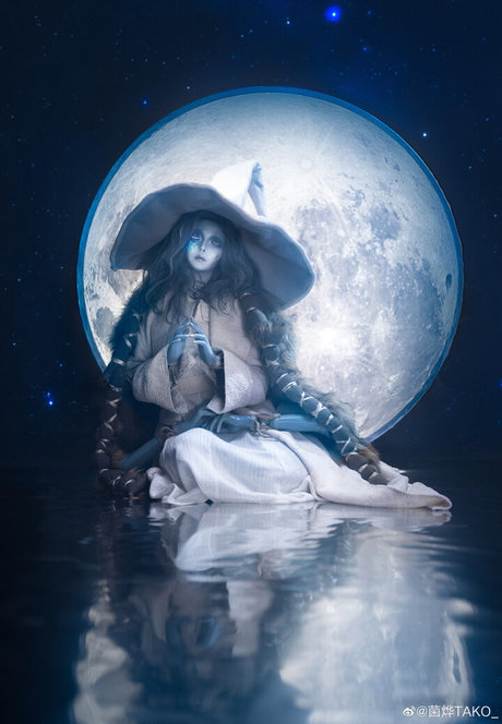 Takomayuyi nackt perfekte galerie