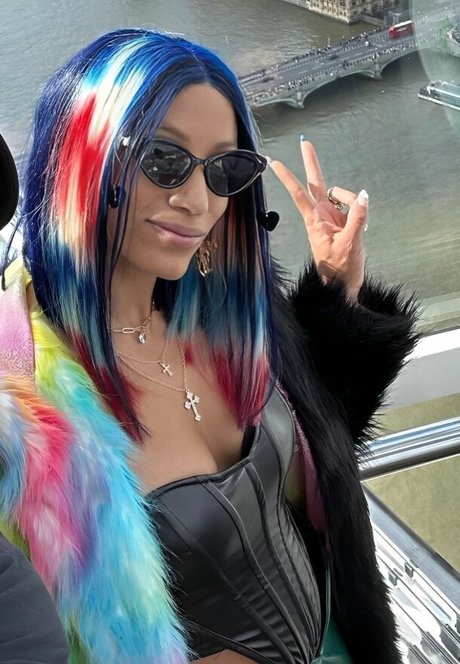 Sasha Banks erwachsene sexy archiv