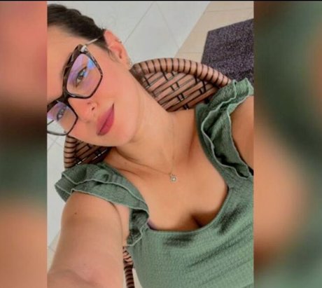 camilaferreirai sexy top bild