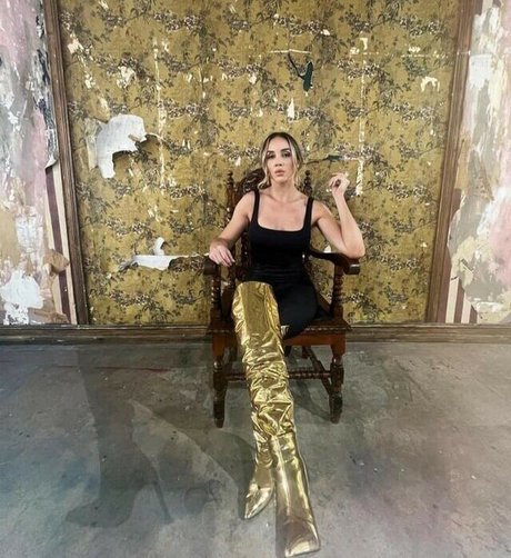 Chelsea Green schauspielerin kunst fotos