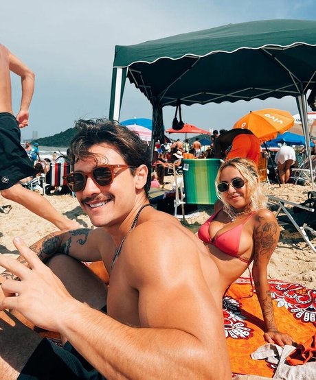 Yara Lore schöne archiv