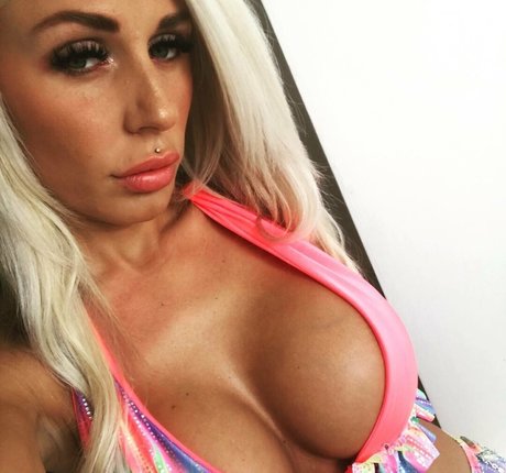 Hotwifey nackt schöne fotos