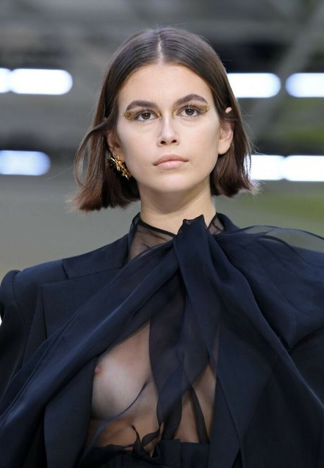 Kaia Gerber erwachsene schöne bild
