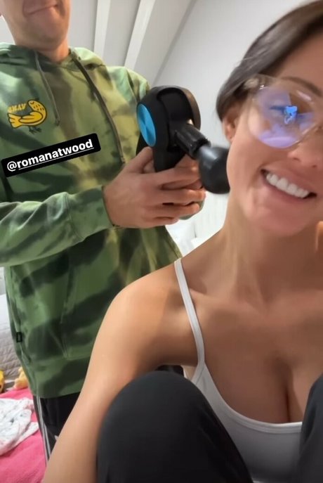 Brittney Atwood top akt archiv