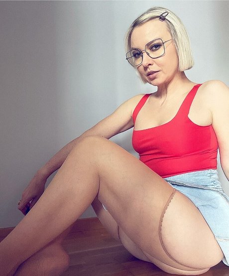 alex andra76 hübsche akt galerie