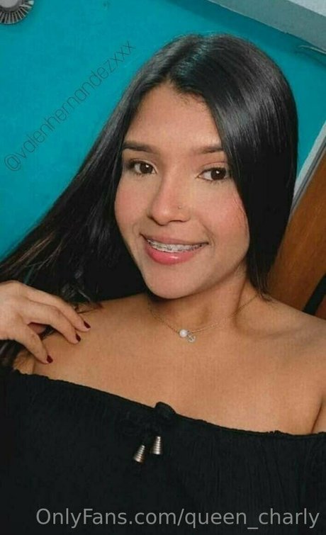 queen charly nackt akt foto