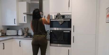 Leila Berisha hübsche top fotos