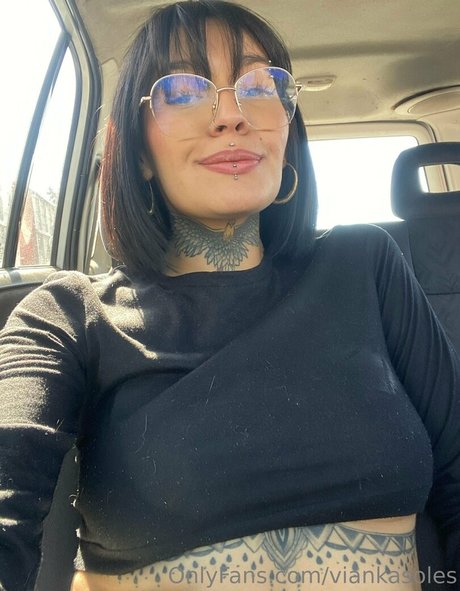 viankasoles freie nackt galerien