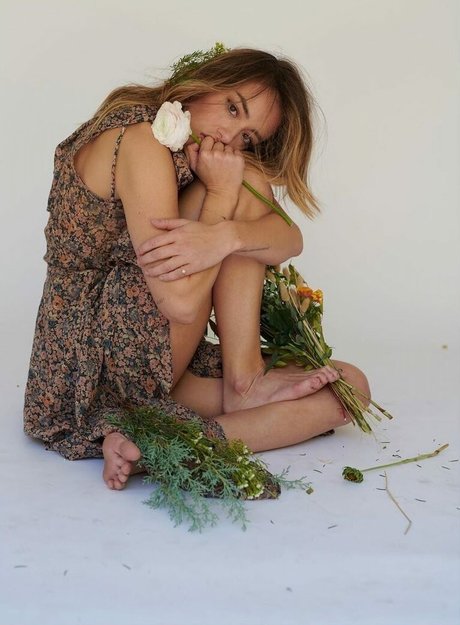 Chloe Bennet kostenlose schöne galerie