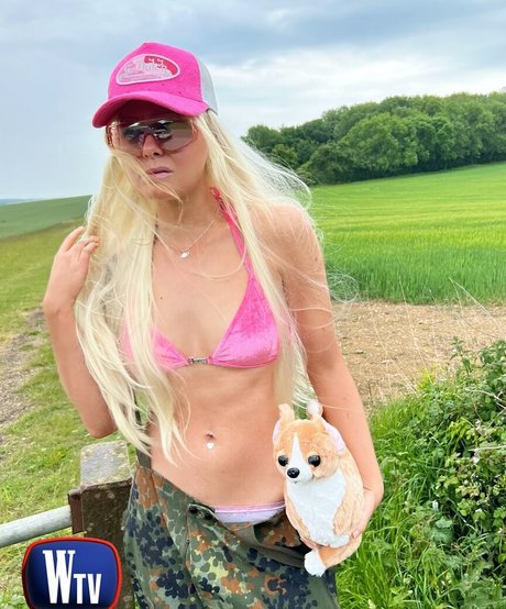 Elle Fanning nackten pornostar galerien