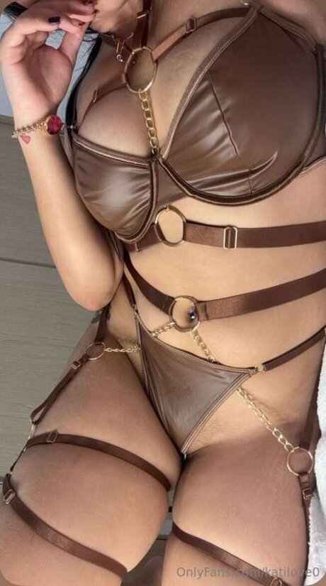 katilove0 kostenlose heiße galerie