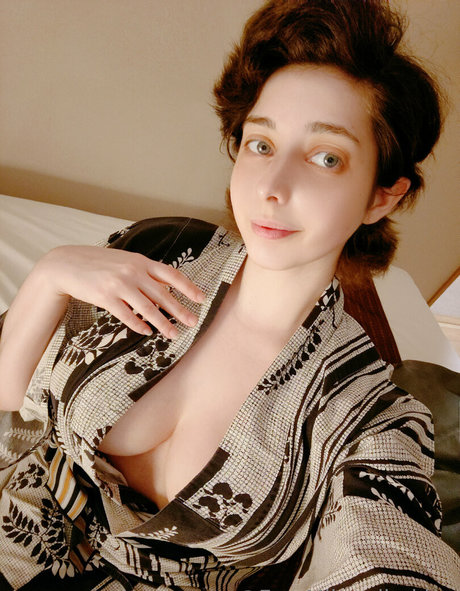 freemikomihokina sexy pornostar bild