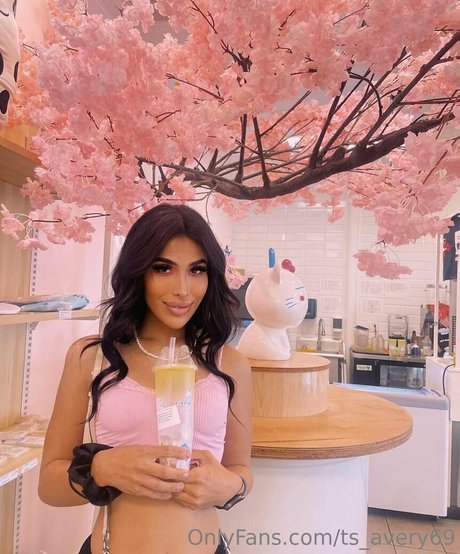 ts avery69 schöne akt foto