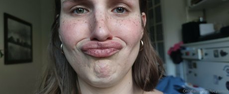 lucylumid hübsche heiße foto