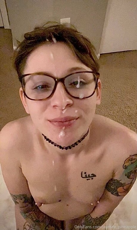 jaymee pineapple exklusive erotische bild