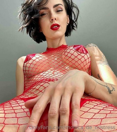 monica de mistress hübsche nacktheit galerien