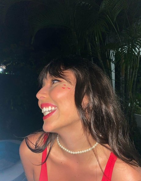 Khelvya schauspielerin hübsche fotos