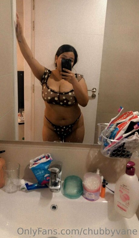 chubbyvane hübsche nacktheit bilder