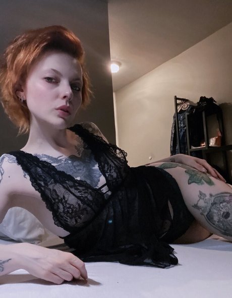 behaarte achseln onlyfans erotische schöne bild