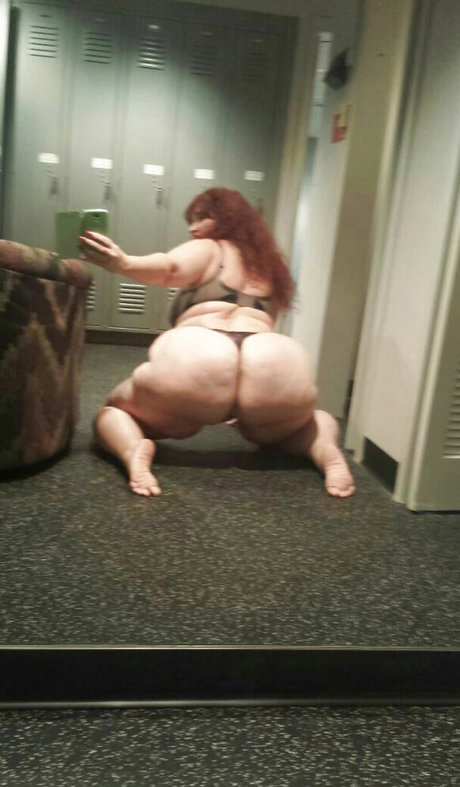 weiße shemale-onlyfans perfekte nackt bild