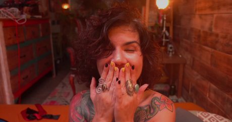 Frankie Rivers model sexy galerie