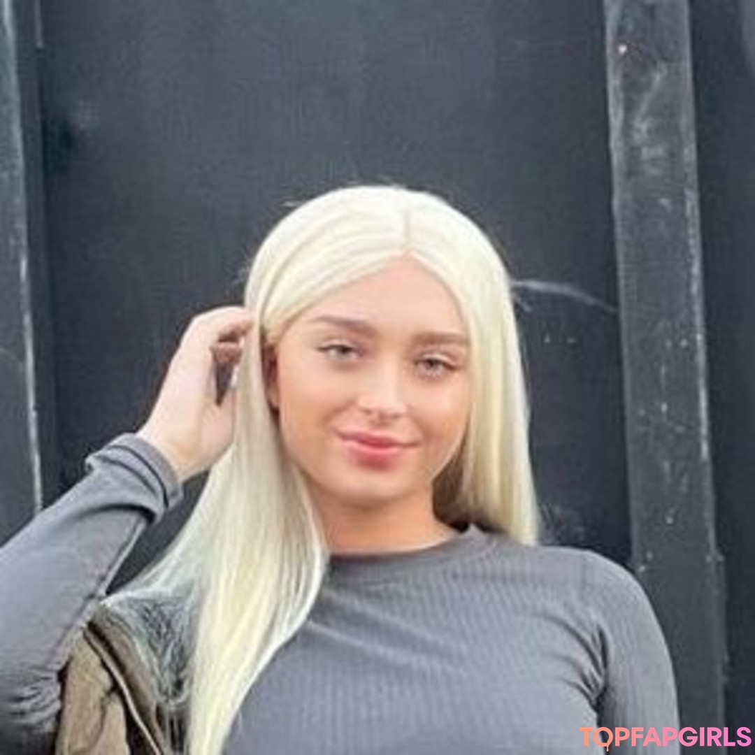 cakebatterchlo nackt perfekte fotos