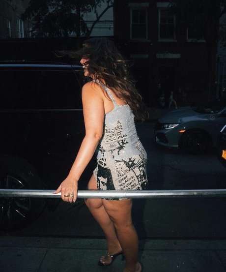 Ashley Graham schauspielerin heiße bilder