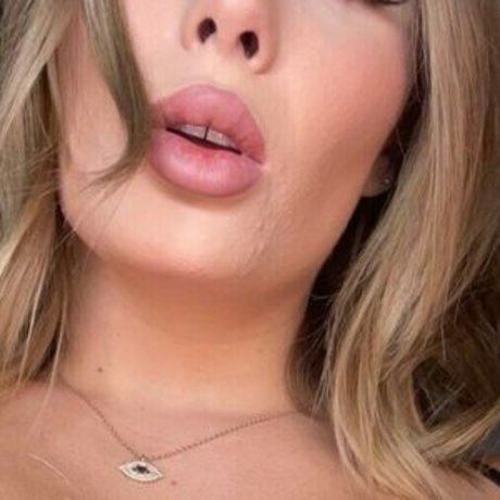 Starbaby9 nacktheit exklusive bild