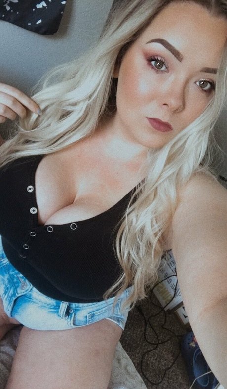 chloenyxxxvip hübsche erwachsene galerie