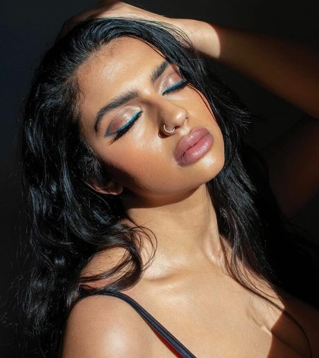 Mays Benatti top porno archiv