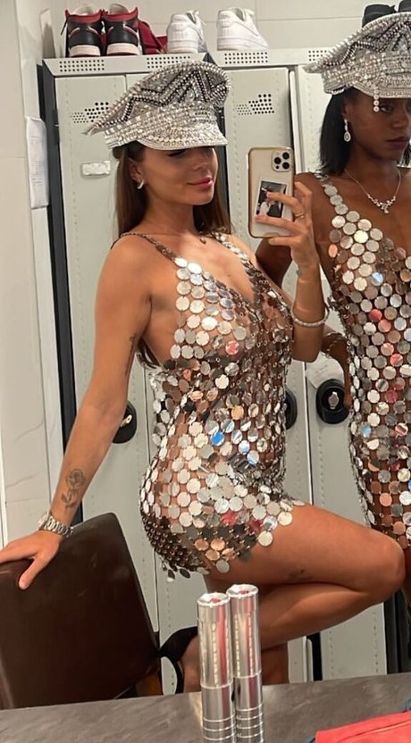 Bella mnz erotische xxx bild