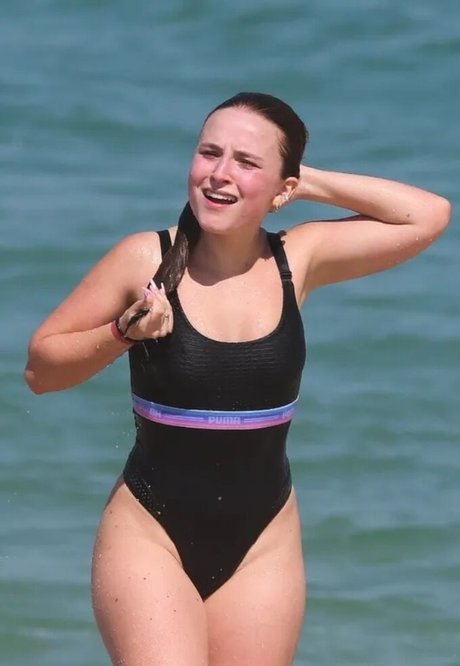 Larissa Manoela nette fotos