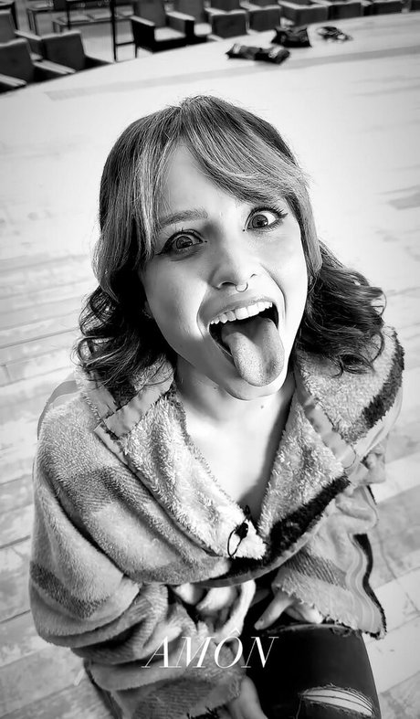 Larissa Manoela erotische porno bild