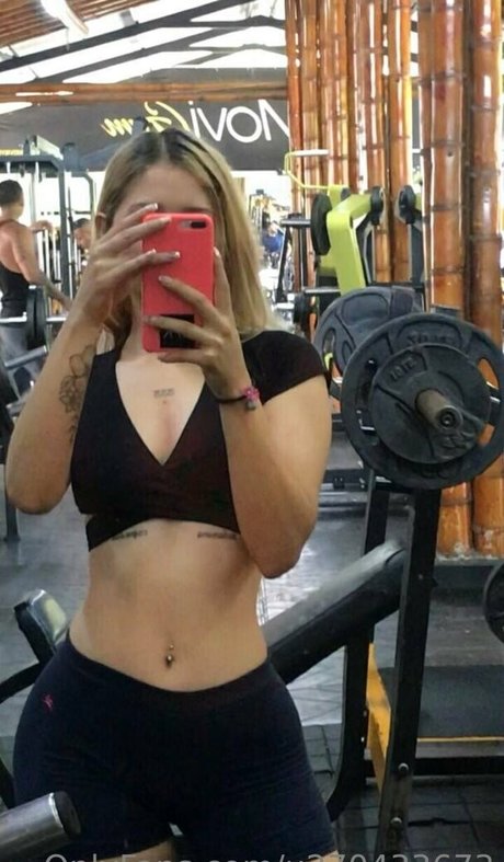 camil0530 freie erwachsene foto