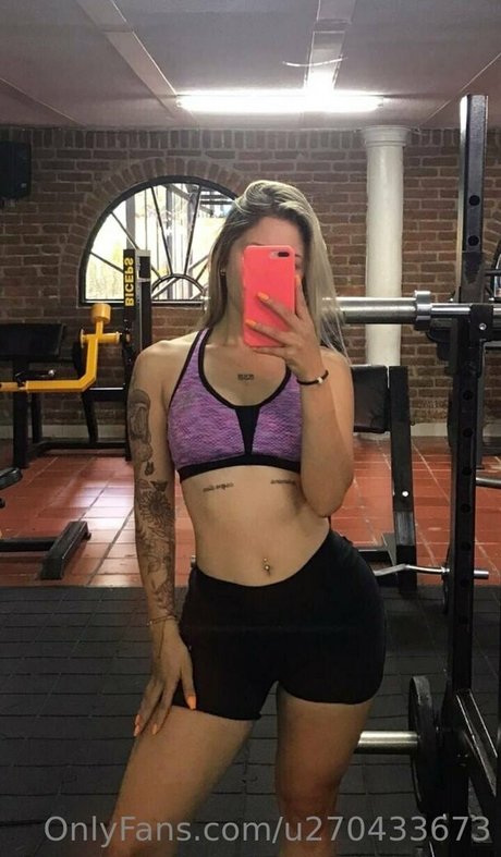 camil0530 heiße perfekte galerie