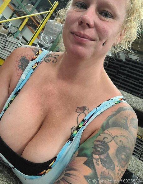 bigbootymandyj1981 nackte bild