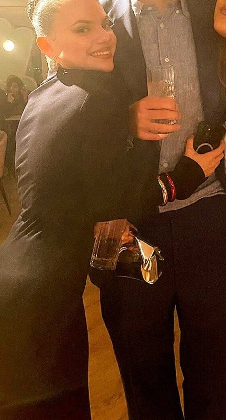 Dafne Keen top perfekte fotos