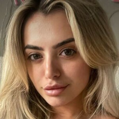 Brandi Burr model nackte fotos