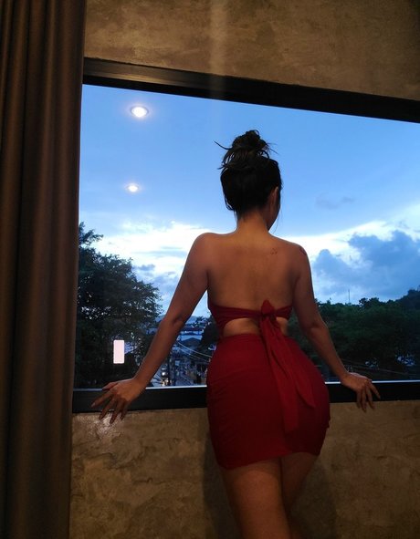 Yuggie TV porno nacktheit bild