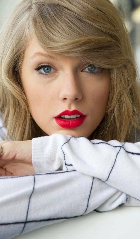 dmv onlyfans nackt nette galerien