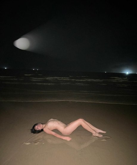 Dieu Linh Vuong schauspielerin akt galerie