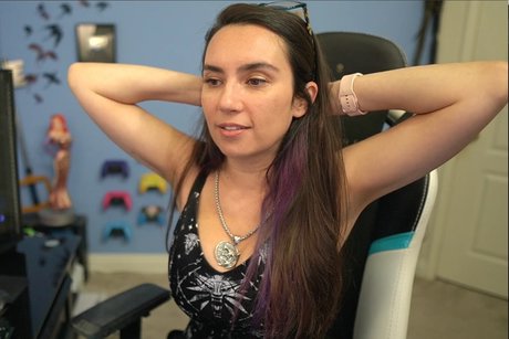 schwangere teenager-onlyfans nacktheit sexy foto